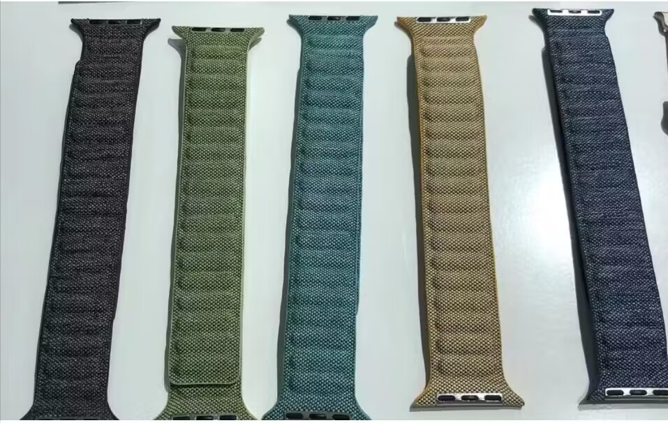 Nouveau bracelet en nylon Deni - Milanese Loop Magnetic avis et prix