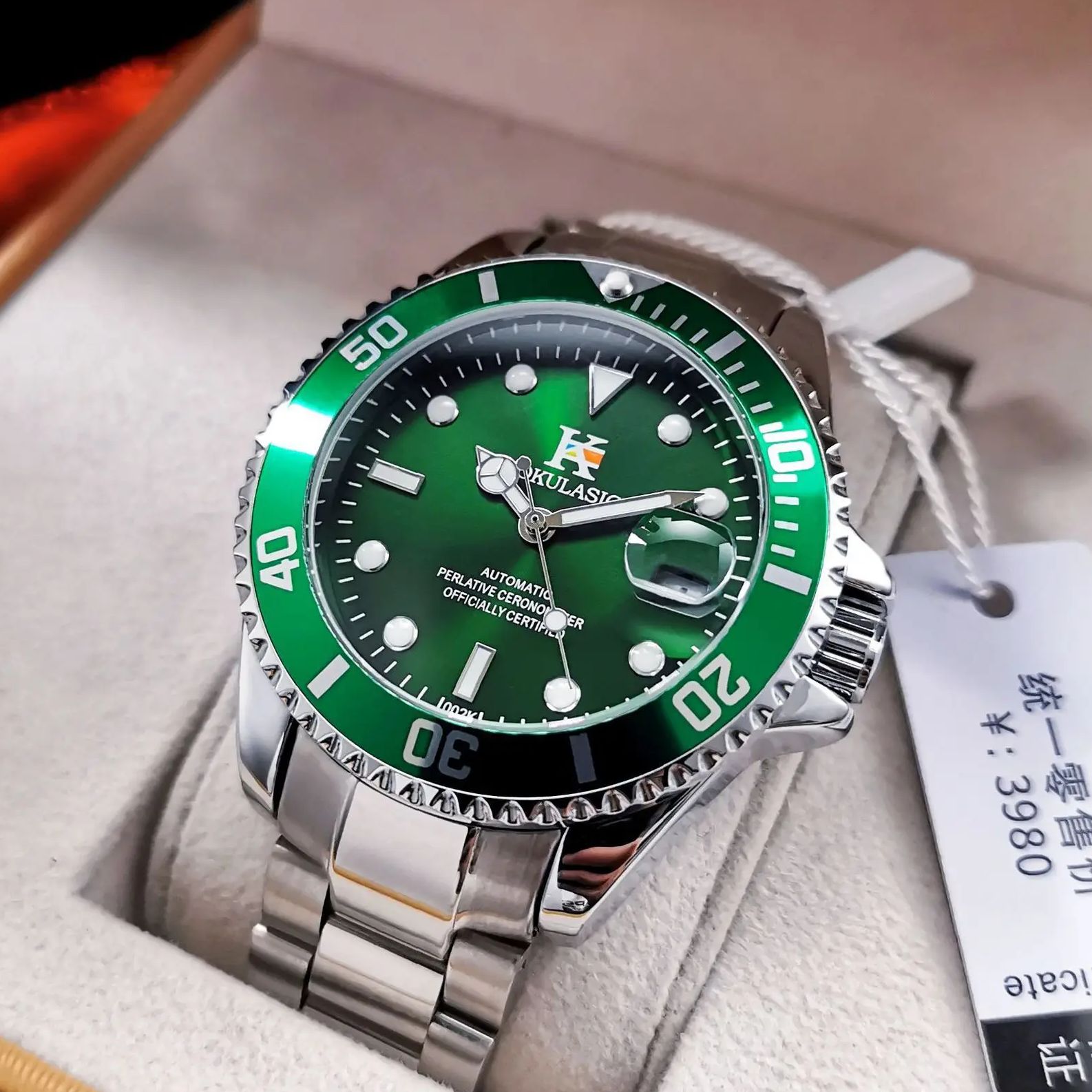 Montre pour homme de style eur - Cartier Watch Tank avis et prix